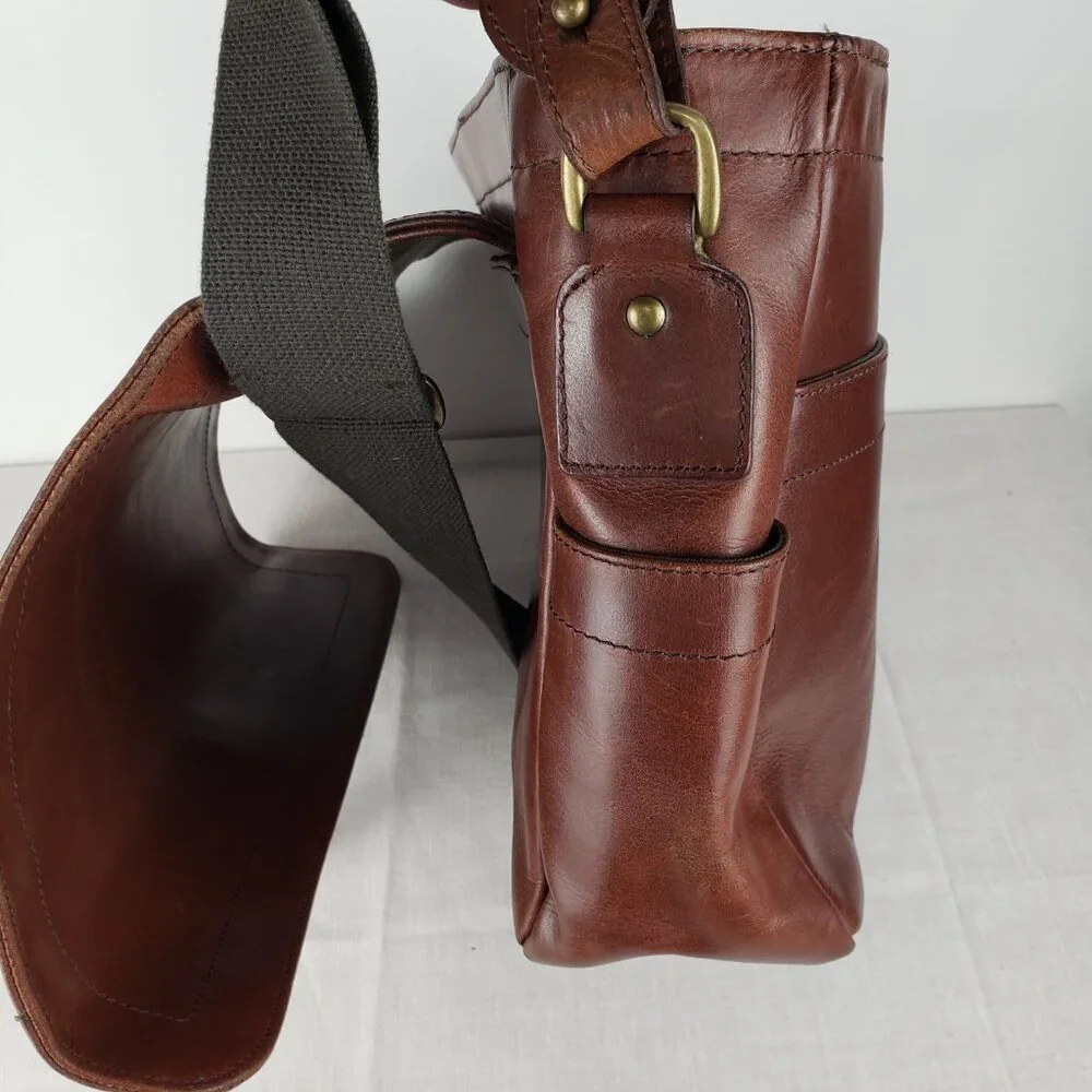 J Crew Cognac Brown Leather Messenger Bag Postal Briefcase Crossbody Satchel